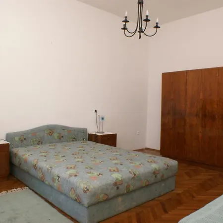 Appartement By The Sea - 4450 *